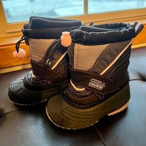 Chill Chasers by Buster Brown Lil Snowdrift Little Girl Boots Size 5M